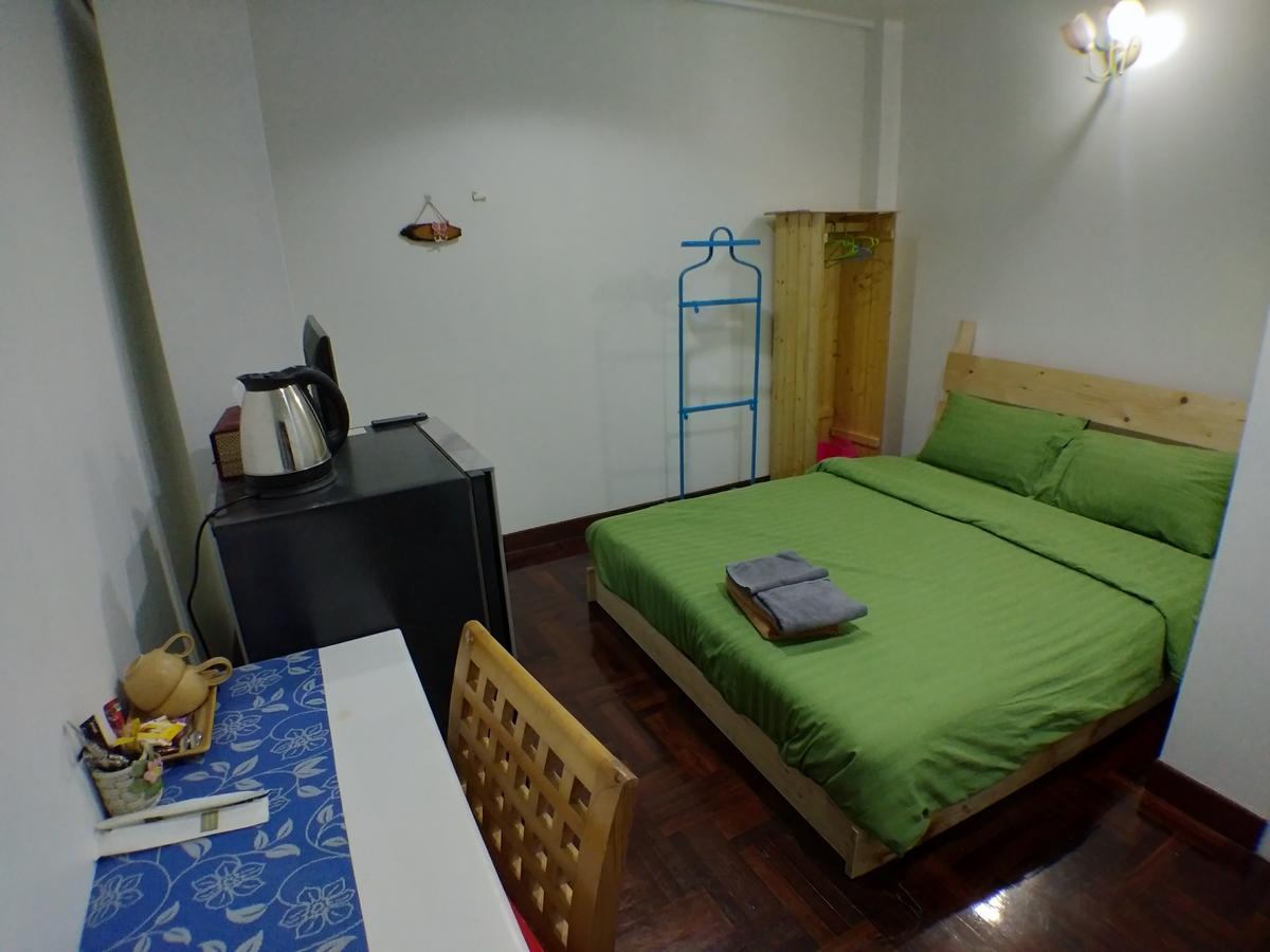 B&B 22 House Μπανγκόκ Εξωτερικό φωτογραφία